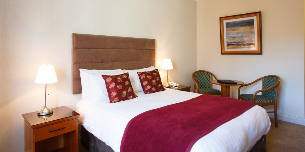 The Clonakilty Hotel Dış mekan fotoğraf
