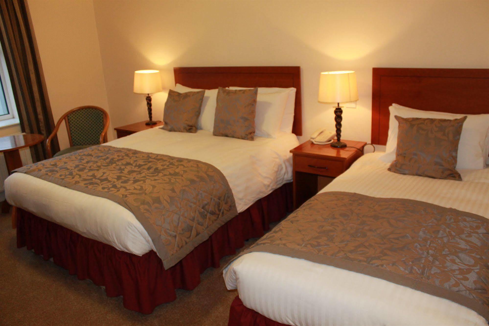 The Clonakilty Hotel Dış mekan fotoğraf